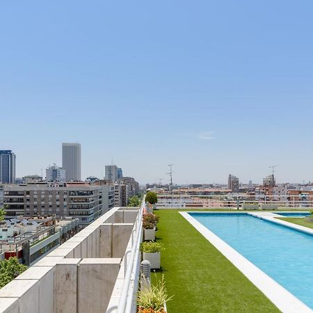 Apartament Charming Eurobuilding Skyline Madryt Zewnętrze zdjęcie