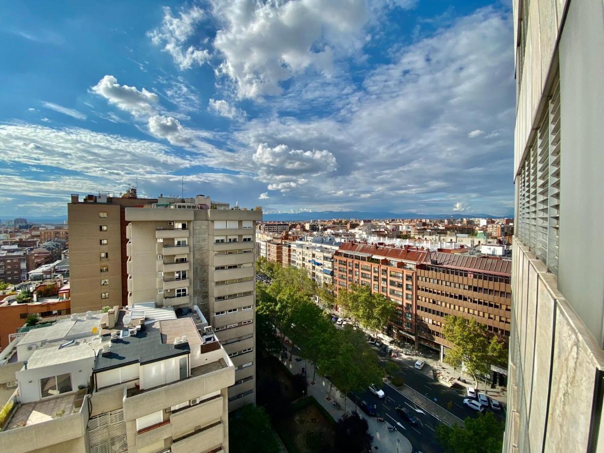 Apartament Charming Eurobuilding Skyline Madryt Zewnętrze zdjęcie